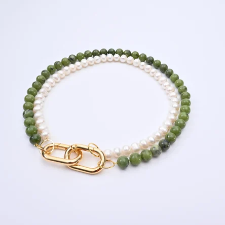 Двойной чокер из нефрита и жемчуга — 3 в 1: шея, сумка, джинсы