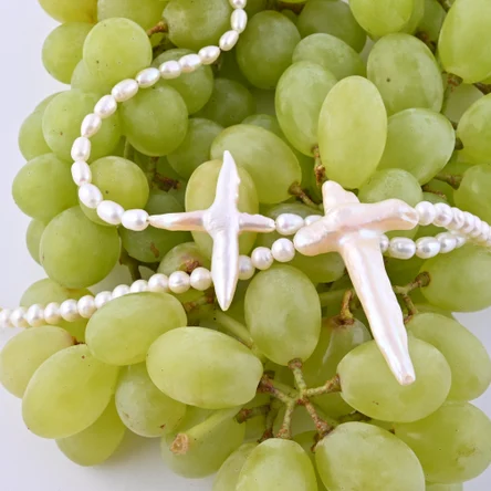 Чокер с крестом