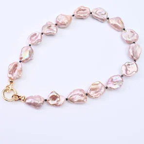 Ожерелье из барочного жемчуга